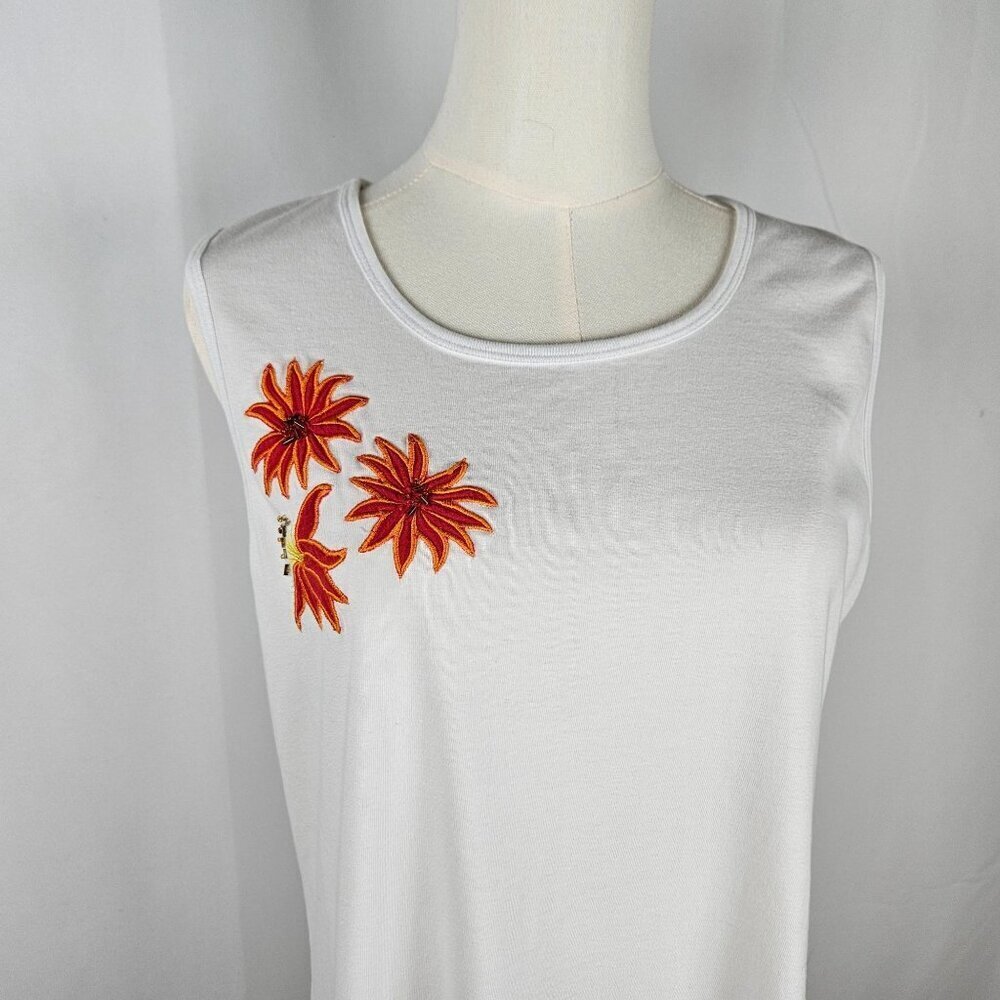 Michael Simon Medium White Tank Maxi Dress Embroidered Flowers Beach Vacation - Picture 3 of 12